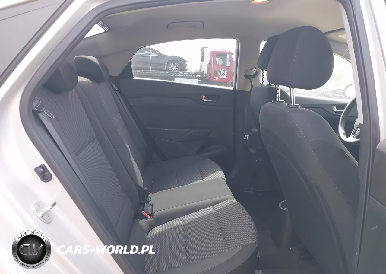 2019 Hyundai Accent Se VIN:3KPC24A36KE081877 - 8