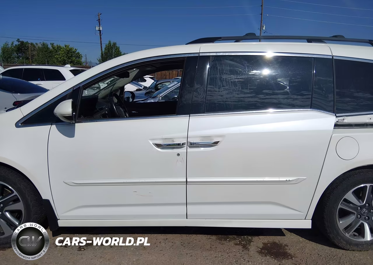 2014 Honda Odyssey Touring-Touring Elite VIN:5FNRL5H91EB051157 - 14