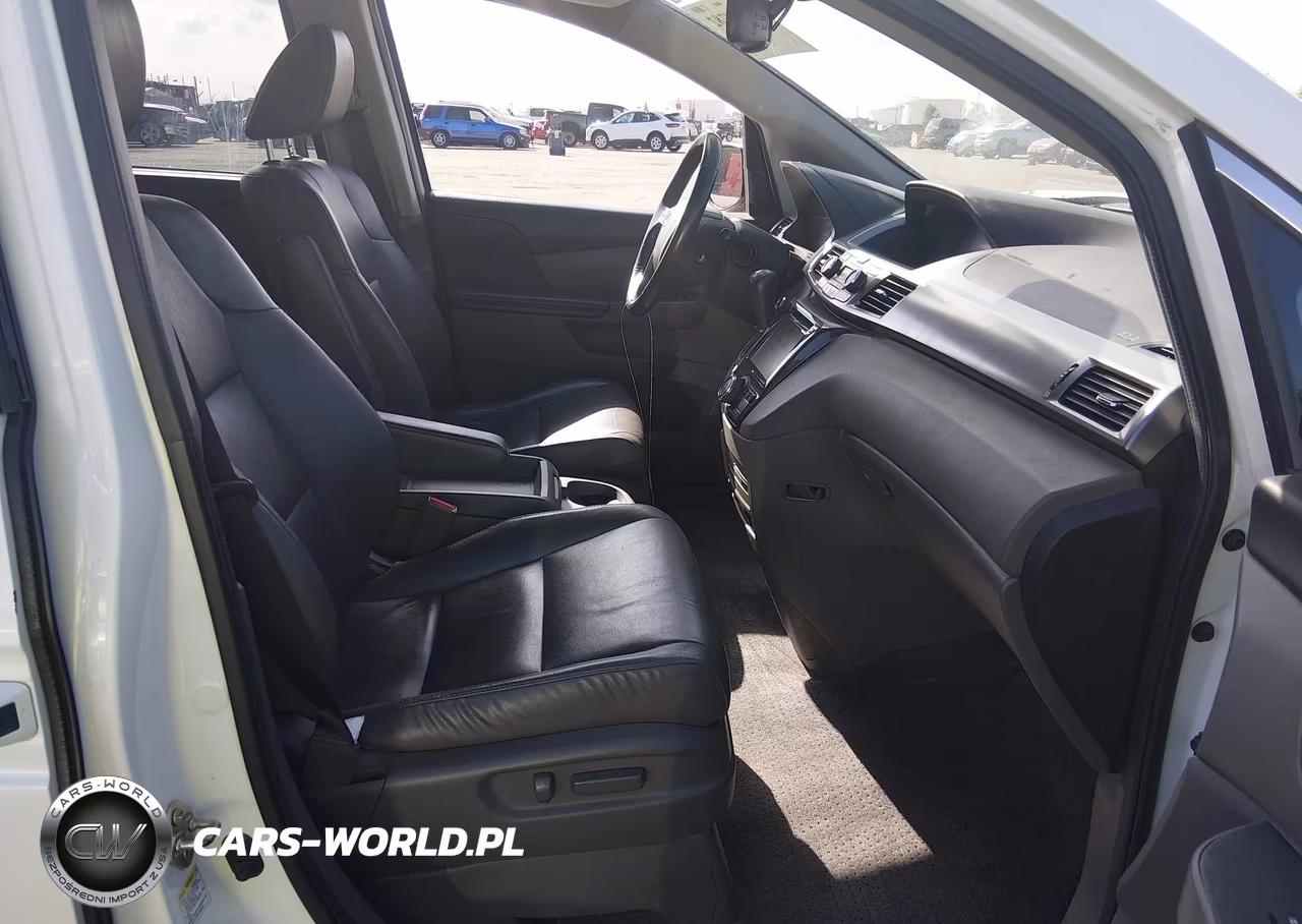 2014 Honda Odyssey Touring-Touring Elite VIN:5FNRL5H91EB051157 - 5