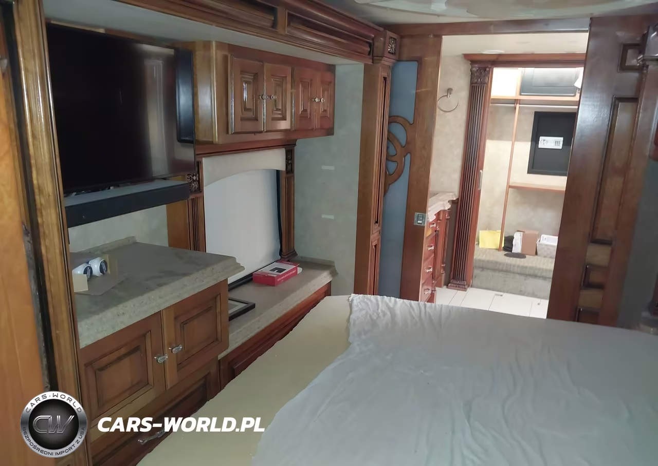 2011 Tiffin Motorhomes Inc Allegro Bus VIN:4VZAUIC98BC074243 - 19