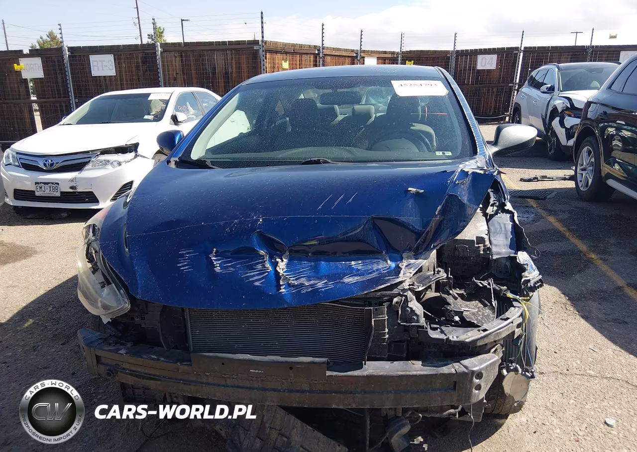 2013 Hyundai Elantra Gs VIN:KMHDH6AE7DU001048 - 13