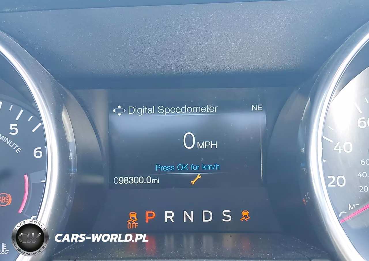 2019 Ford Mustang Ecoboost Premium VIN:1FATP8UH6K5158684 - 16