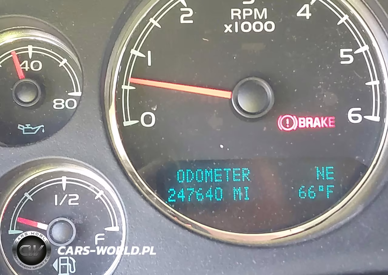 2012 Chevrolet Tahoe Lt VIN:1GNSCBE06CR153056 - 15