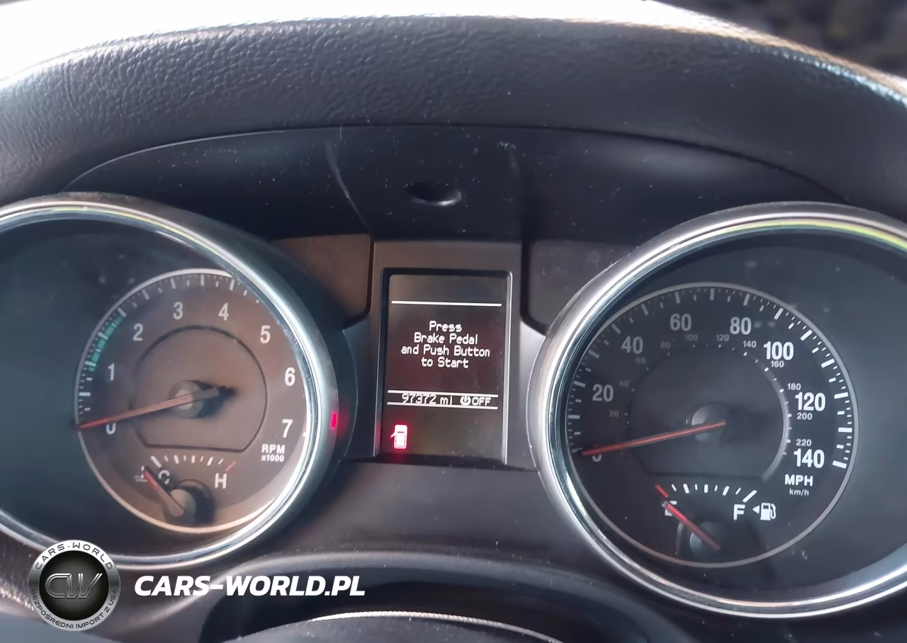 2012 Jeep Grand Cherokee Laredo VIN:1C4RJFAG6CC223651 - 7