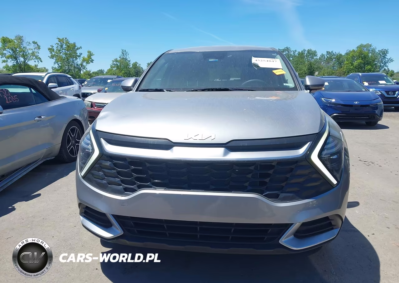 2025 Kia Sportage Lx VIN:KNDPUCDF1S7406169 - 12
