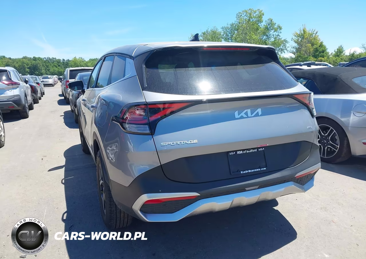 2025 Kia Sportage Lx VIN:KNDPUCDF1S7406169 - 3