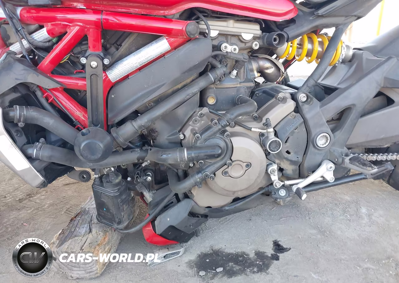 2015 Ducati Monster 1200 S VIN:ZDM1RBSV0FB006431 - 9