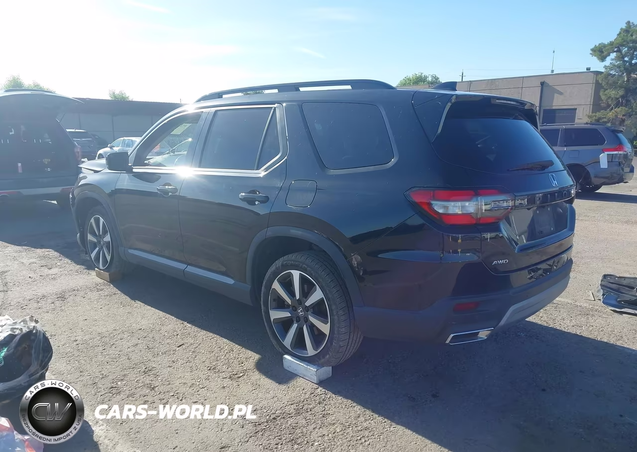 2023 Honda Pilot Awd Touring VIN:5FNYG1H79PB000919 - 3