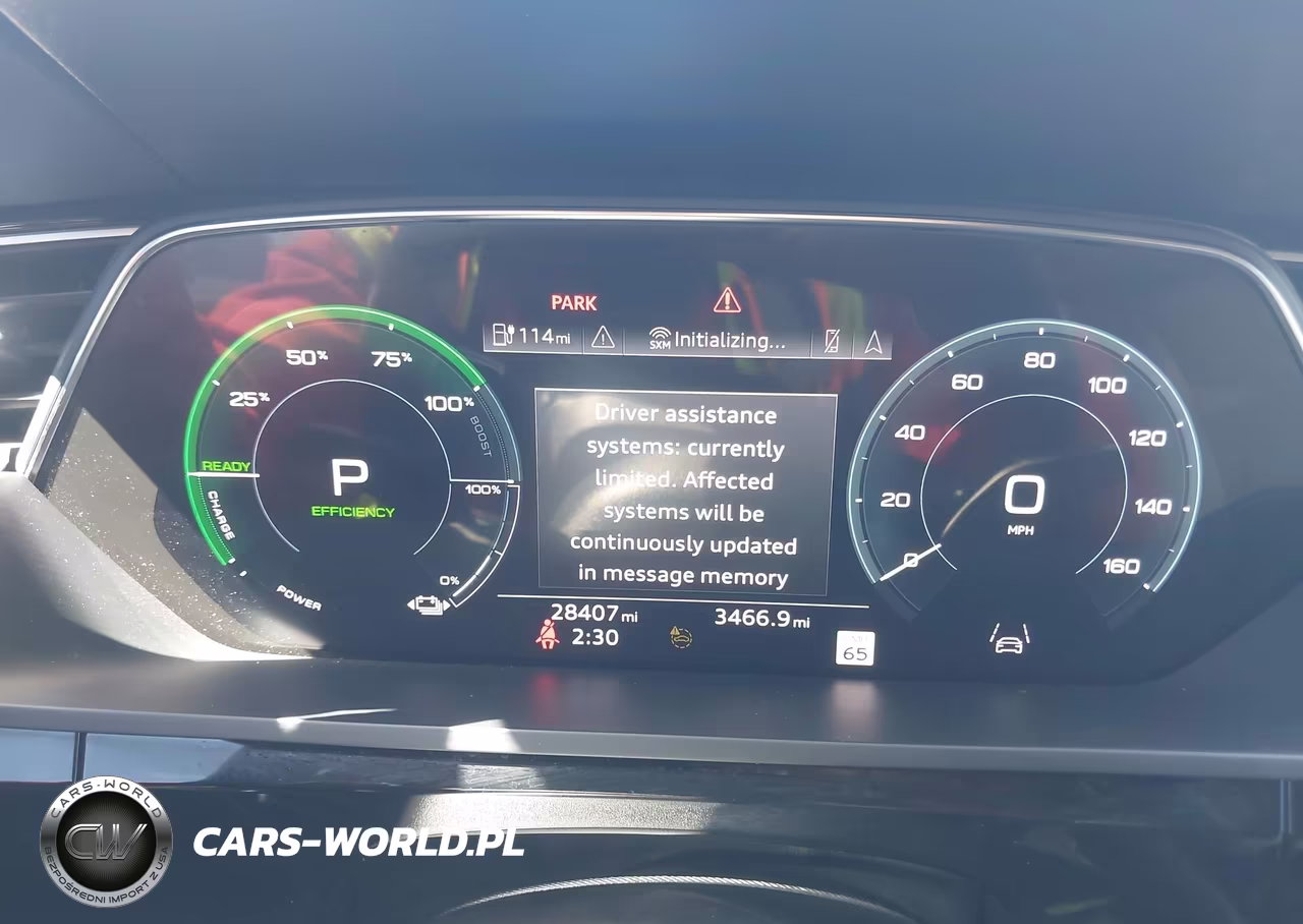 2022 Audi E-Tron Premium Plus Quattro VIN:WA1LAAGE2NB009838 - 18