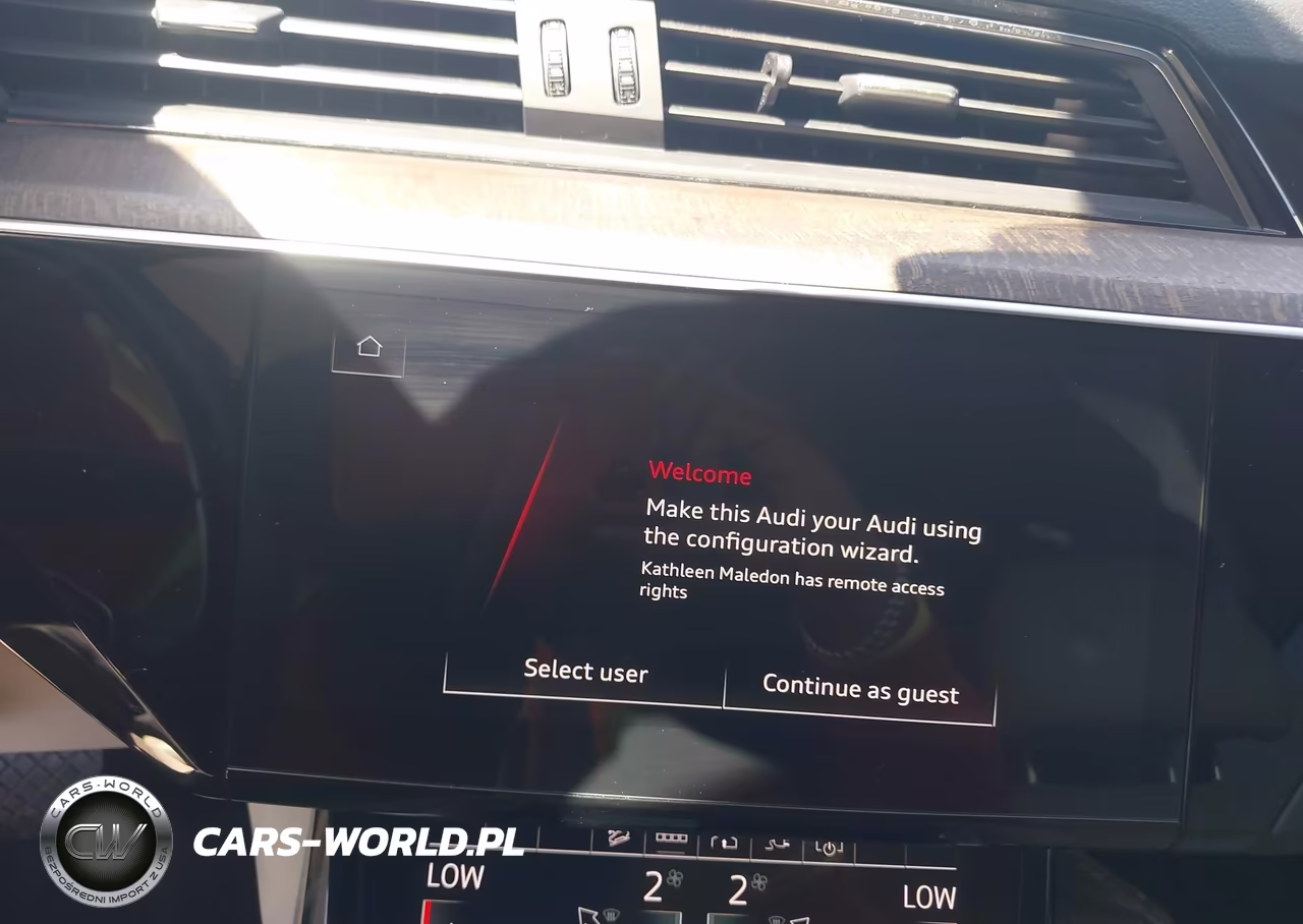 2022 Audi E-Tron Premium Plus Quattro VIN:WA1LAAGE2NB009838 - 19