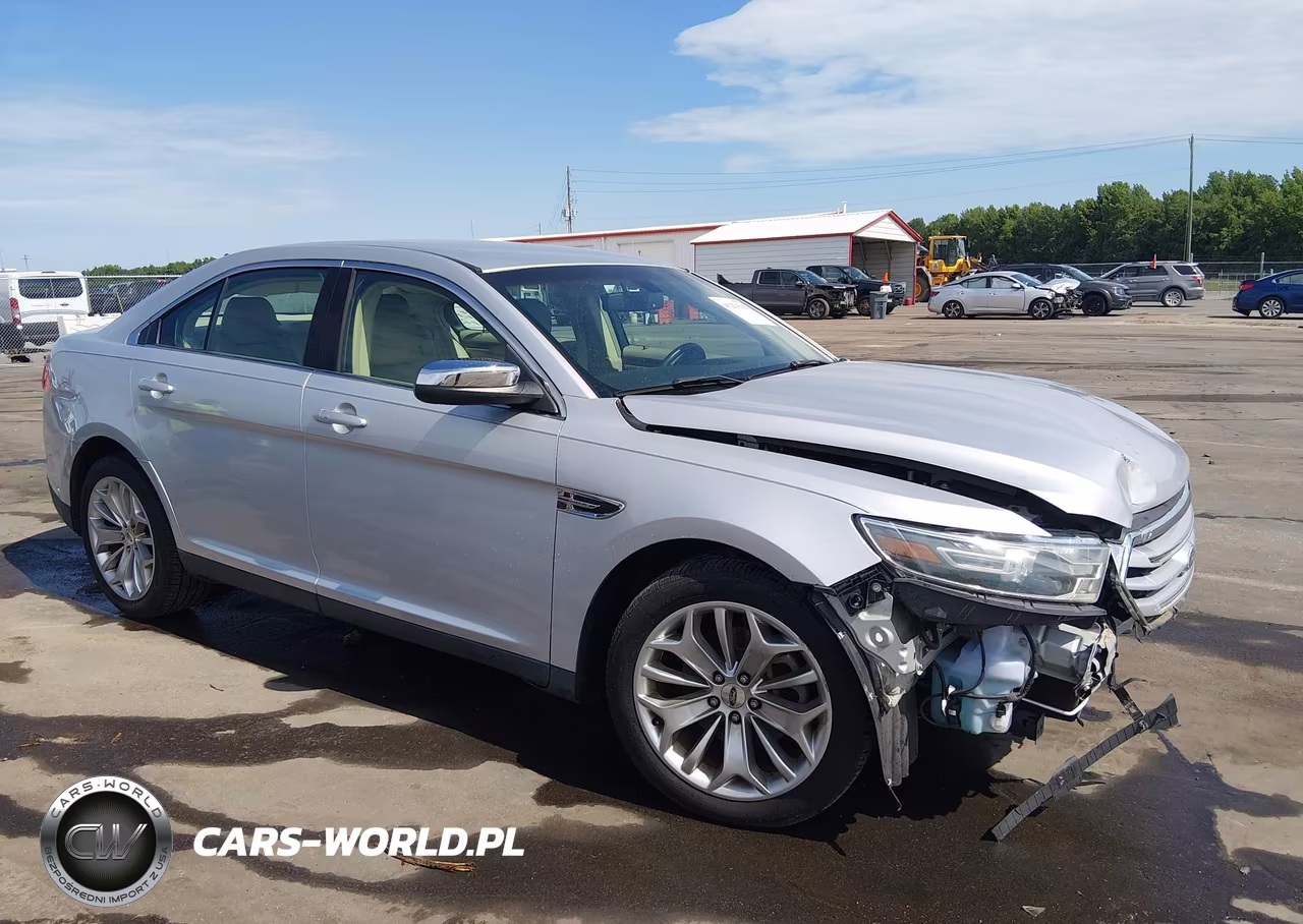 2015 Ford Taurus Limited – zdjęcie 1 z 17