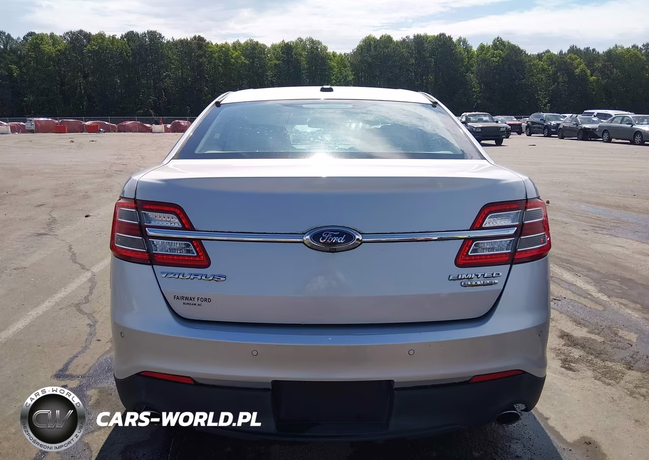 2015 Ford Taurus Limited VIN:1FAHP2F85FG108871 - 17