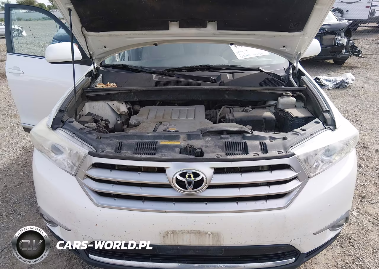 2012 Toyota Highlander Base V6 VIN:5TDBK3EH2CS165696 - 10