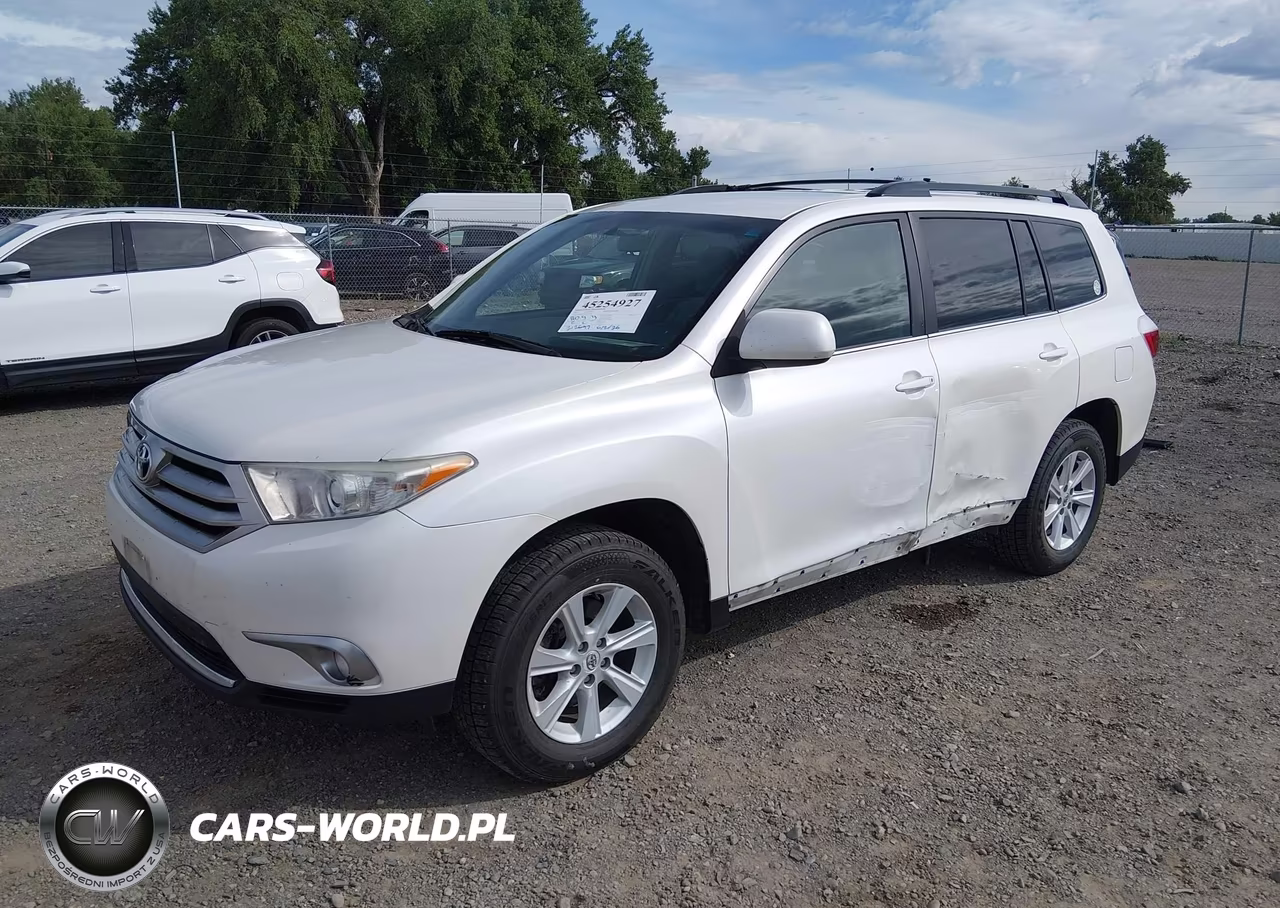 2012 Toyota Highlander Base V6 VIN:5TDBK3EH2CS165696 - 2