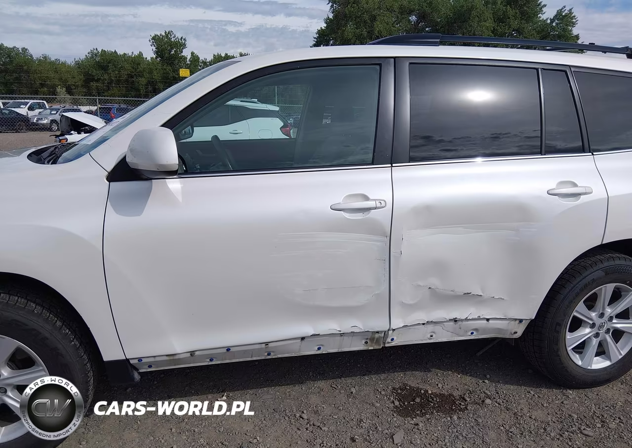 2012 Toyota Highlander Base V6 VIN:5TDBK3EH2CS165696 - 6