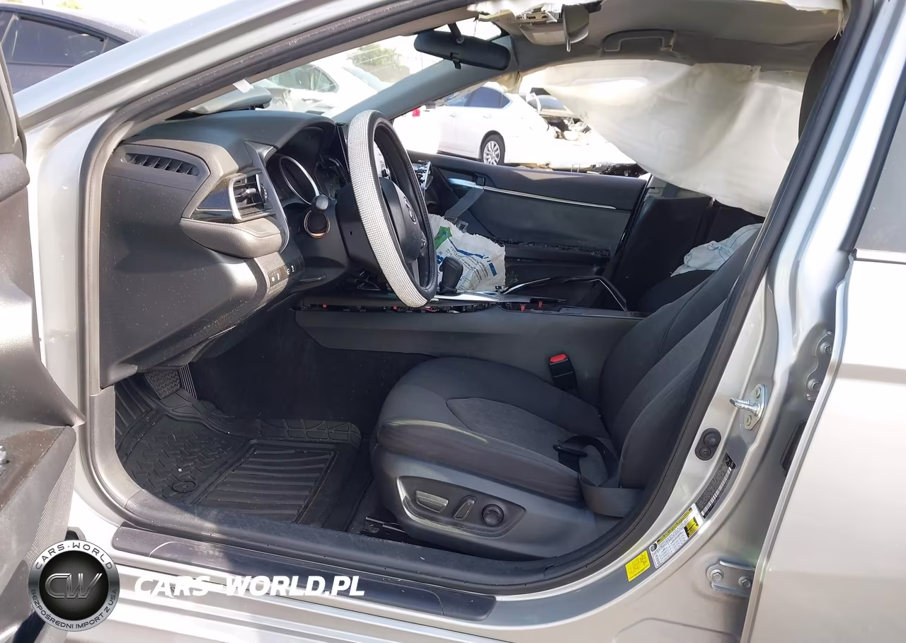2024 Toyota Camry Le VIN:4T1C11AKXRU226063 - 5