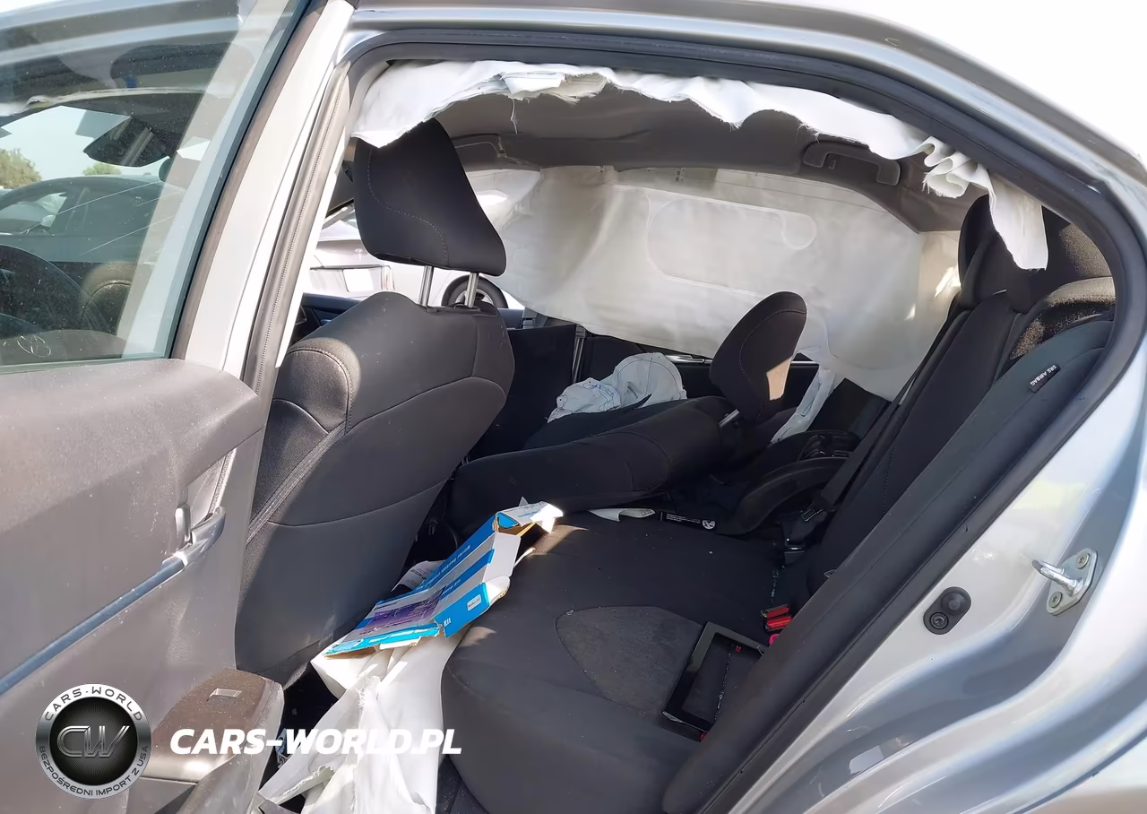 2024 Toyota Camry Le VIN:4T1C11AKXRU226063 - 8