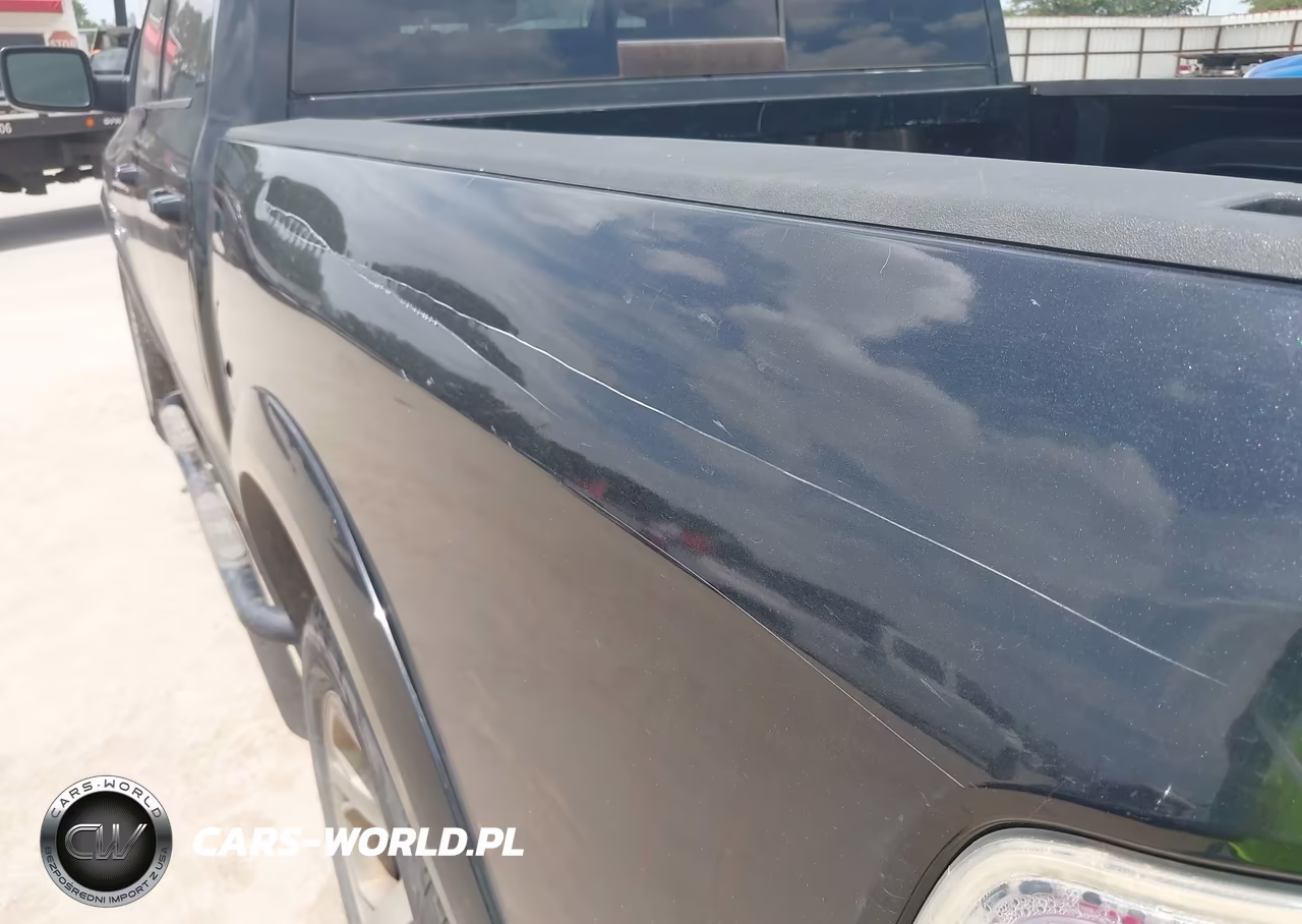 2016 Ram 1500 Laramie VIN:1C6RR6NMXGS227942 - 6