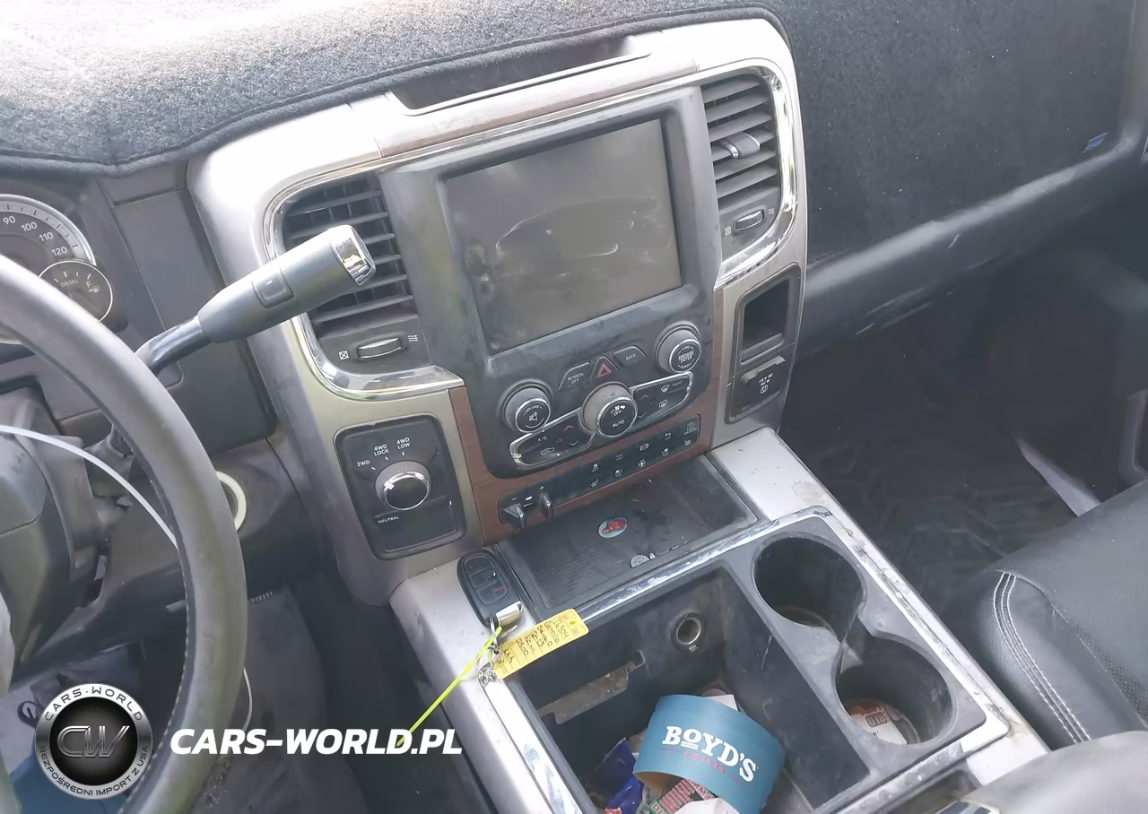 2013 Ram 2500 Laramie VIN:3C6UR5KL1DG584607 - 11