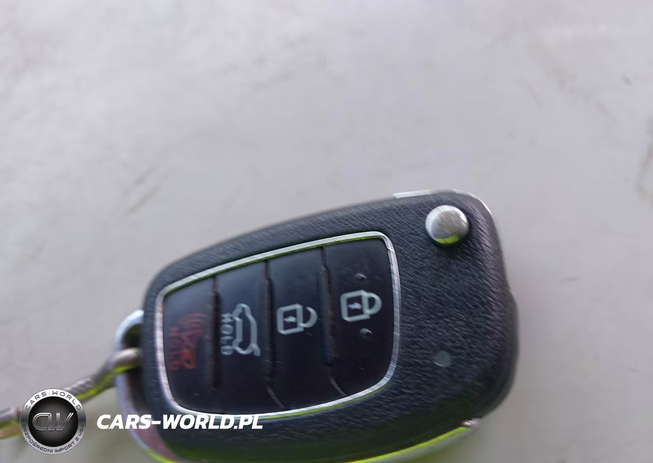 2018 Hyundai Santa Fe Se VIN:KM8SM4HF1JU270843 - 11