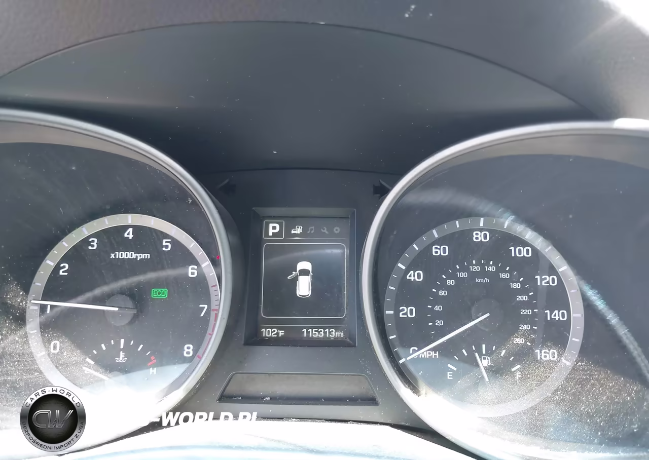 2018 Hyundai Santa Fe Se VIN:KM8SM4HF1JU270843 - 7