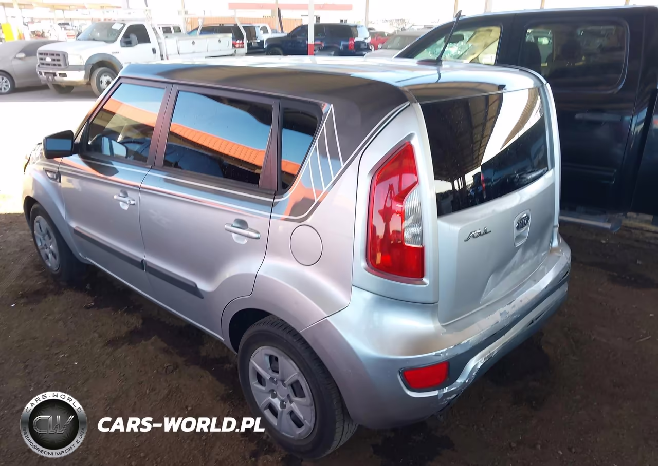 2012 Kia Soul VIN:KNDJT2A51C7478540 - 3