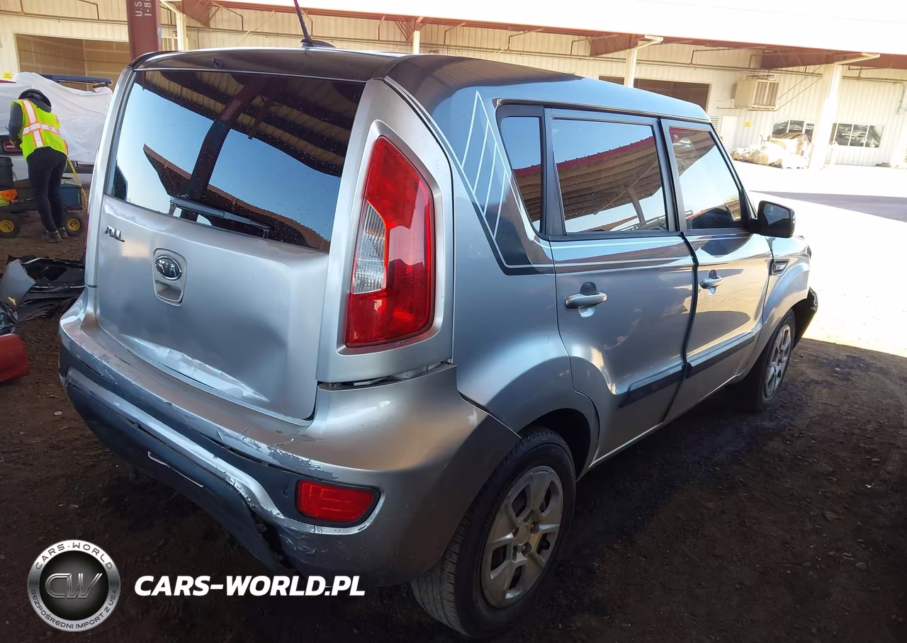 2012 Kia Soul VIN:KNDJT2A51C7478540 - 4