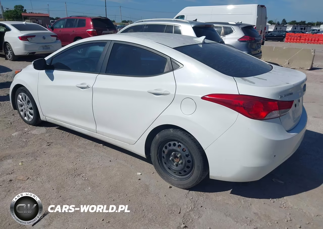 2013 Hyundai Elantra Gls VIN:5NPDH4AE9DH189767 - 3