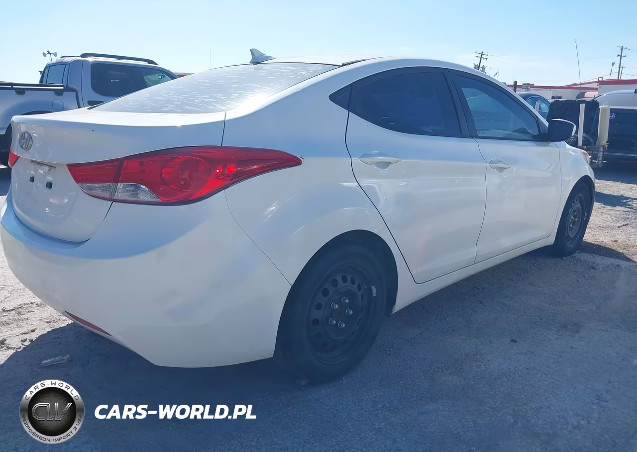 2013 Hyundai Elantra Gls VIN:5NPDH4AE9DH189767 - 4