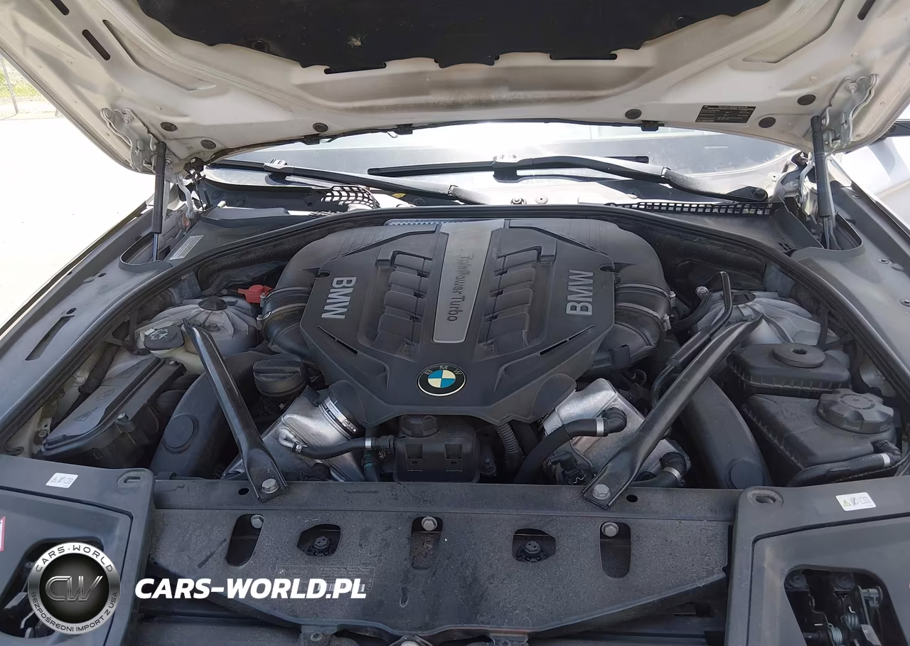 2013 BMW 550I xDrive VIN:WBAFU9C58DDY72593 - 10