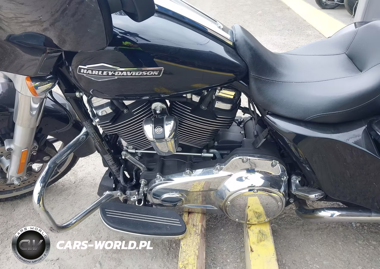 2023 Harley-Davidson Flhx VIN:1HD1KBC25PB680420 - 9