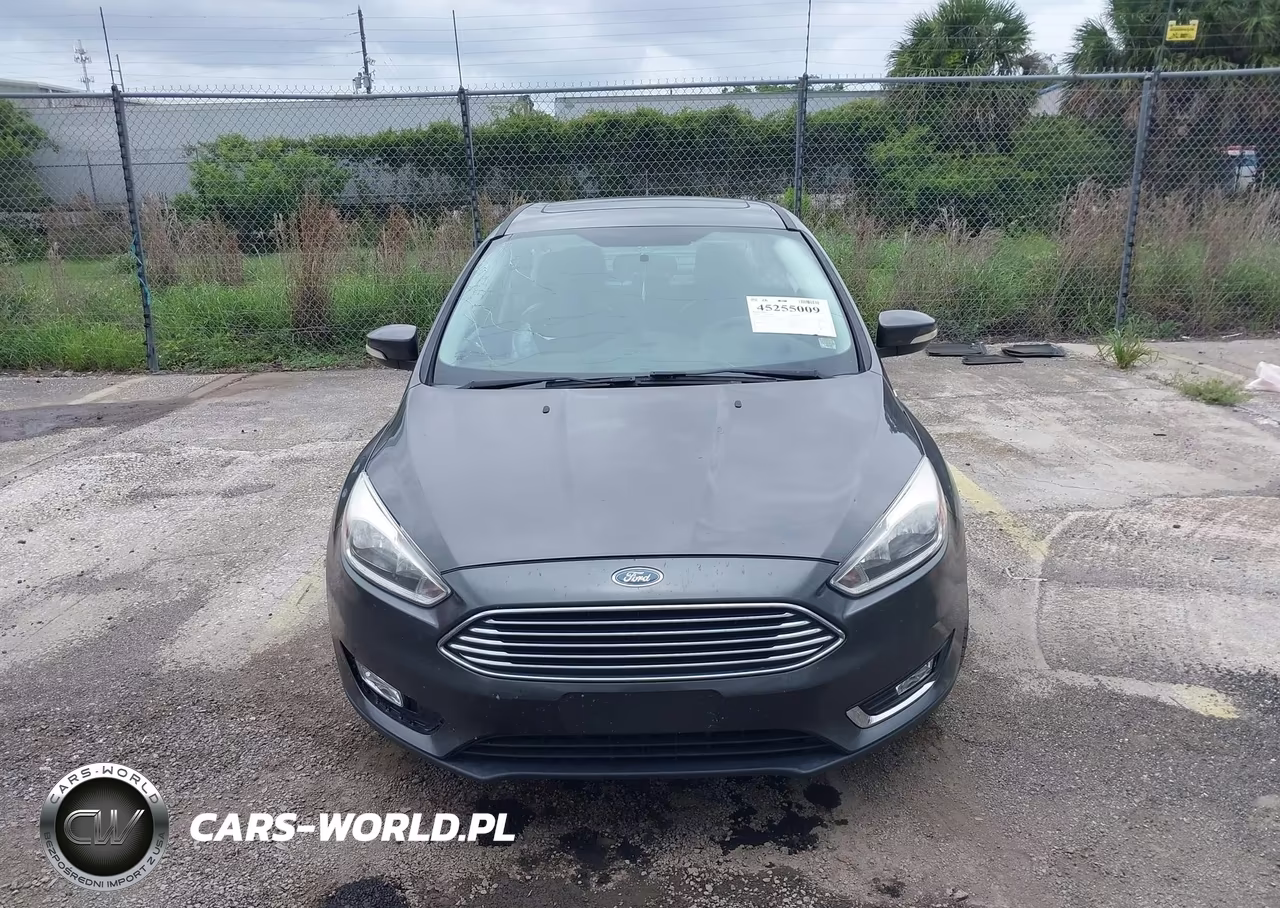 2018 Ford Focus Titanium VIN:1FADP3J27JL247181 - 11