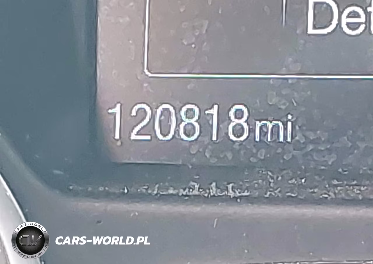2018 Ford Focus Titanium VIN:1FADP3J27JL247181 - 14