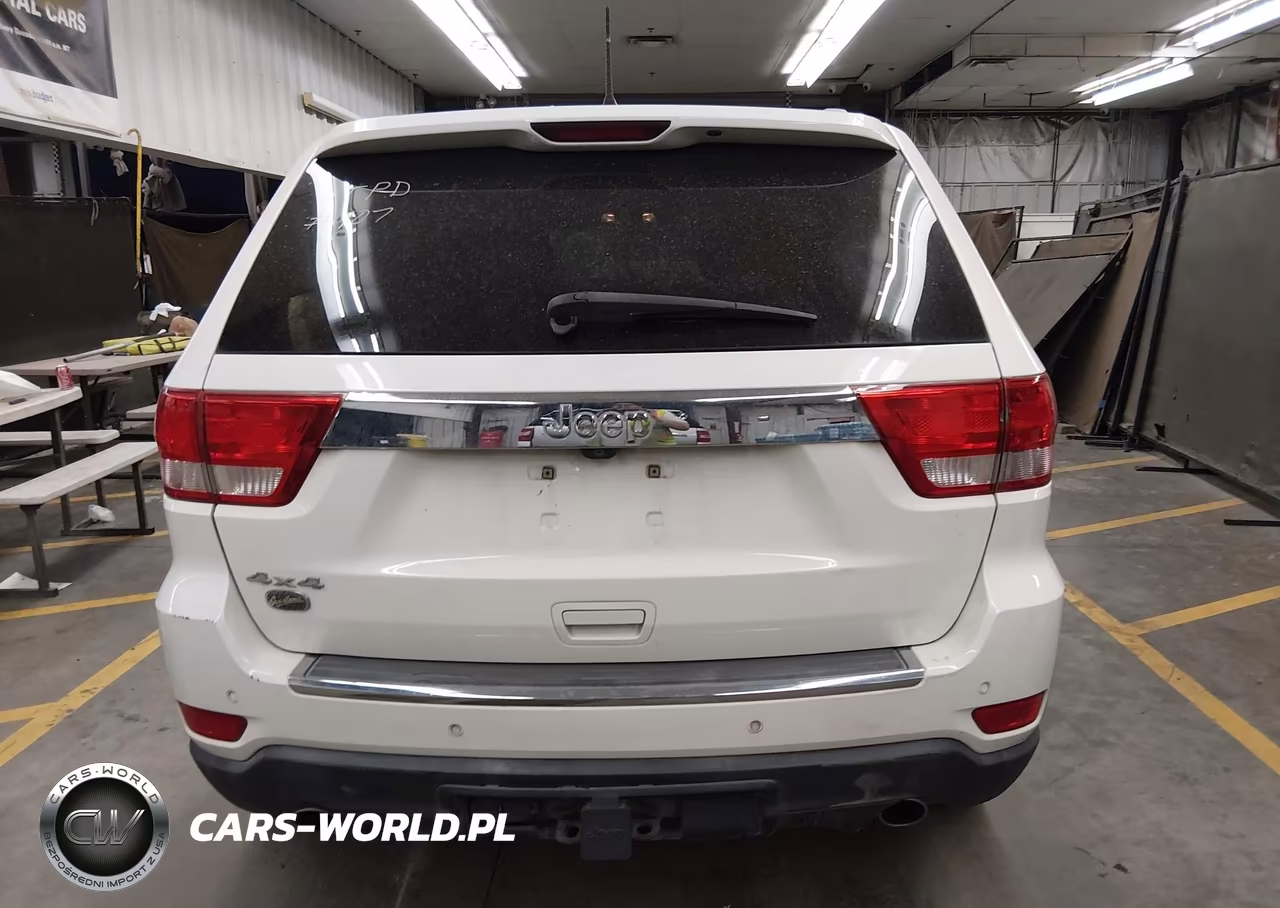 2011 Jeep Grand Cherokee Overland VIN:1J4RR6GT2BC555656 - 16