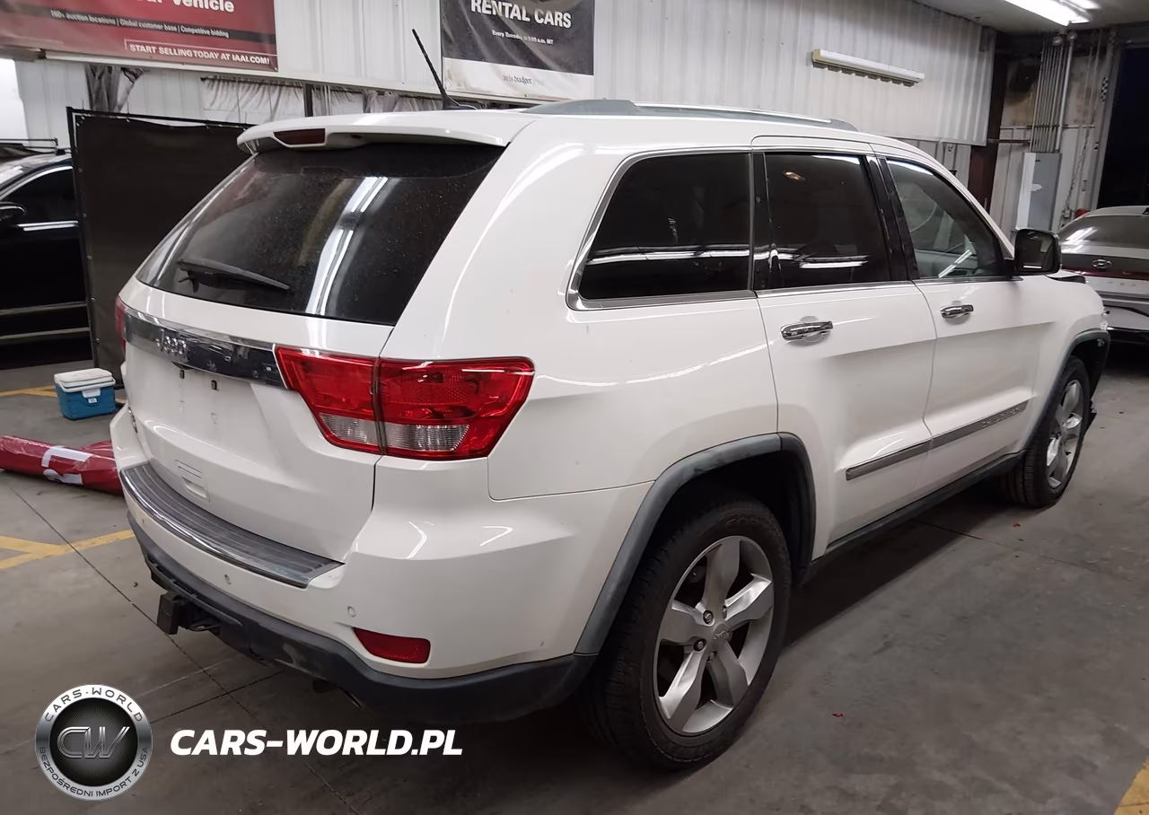 2011 Jeep Grand Cherokee Overland VIN:1J4RR6GT2BC555656 - 4