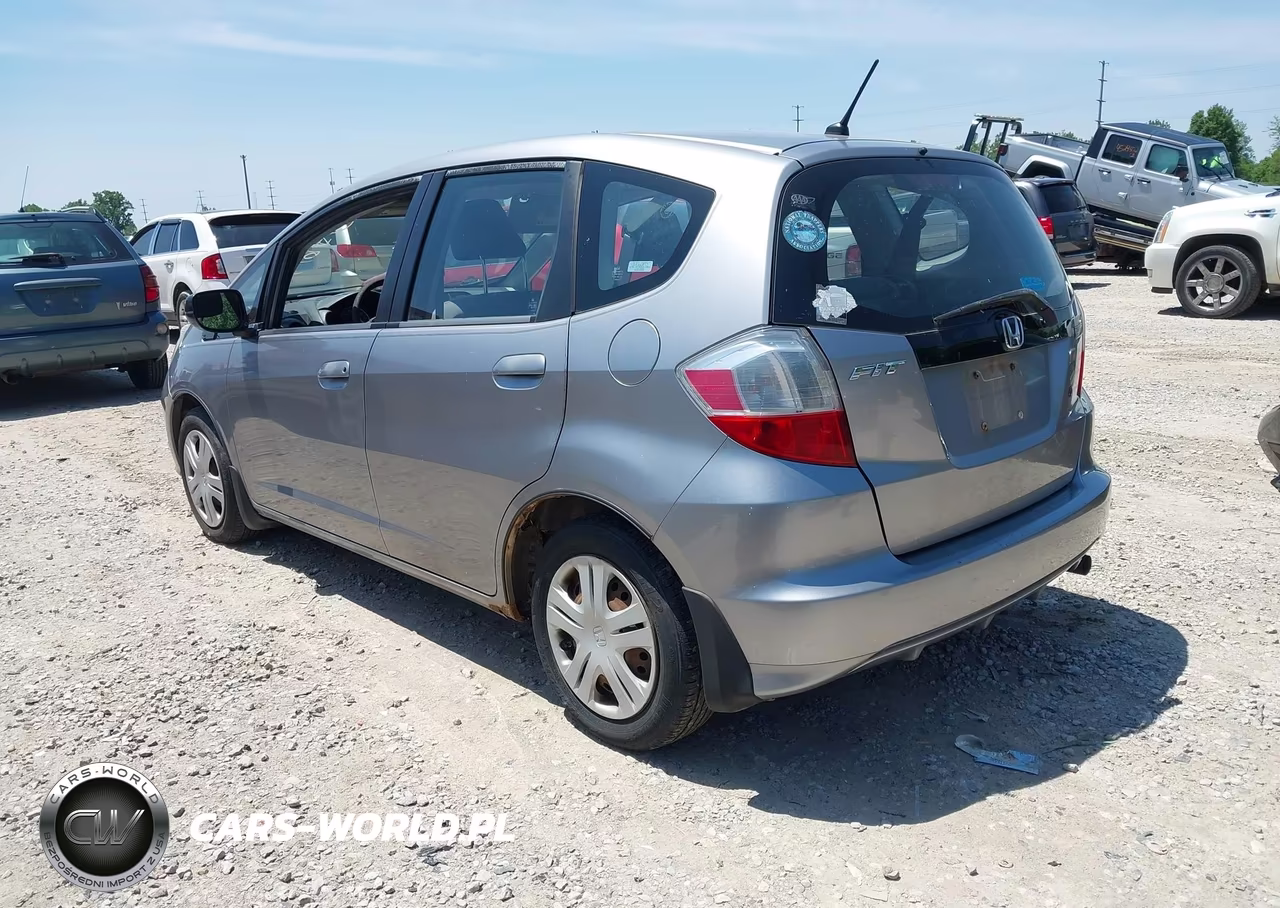 2009 Honda Fit VIN:JHMGE88299S045779 - 3