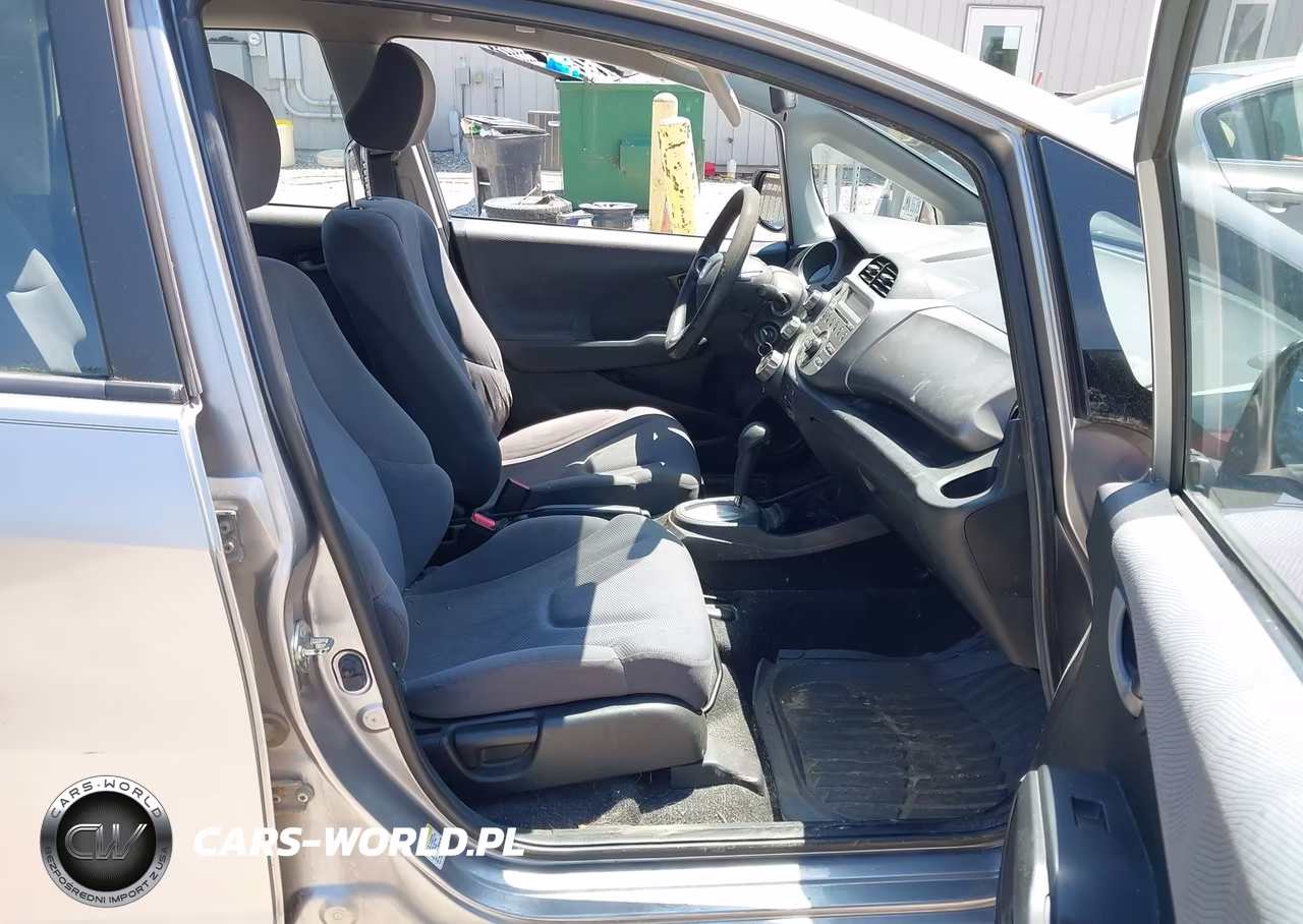 2009 Honda Fit VIN:JHMGE88299S045779 - 5