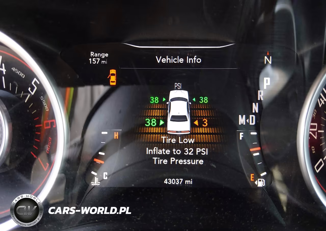 2015 Dodge Challenger R-T Plus Shaker VIN:2C3CDZBT9FH912924 - 15