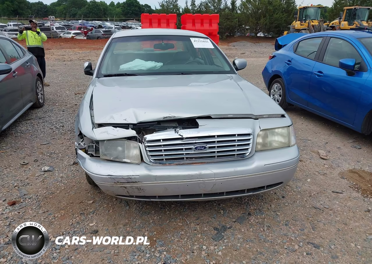 2000 Ford Crown Victoria Lx VIN:2FAFP74W1YX184185 - 12