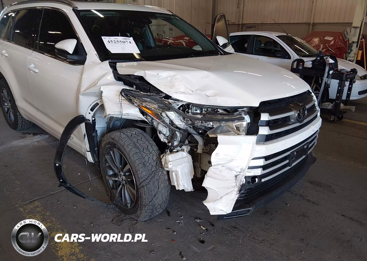 2018 Toyota Highlander Xle VIN:5TDJZRFH4JS529820 - 6