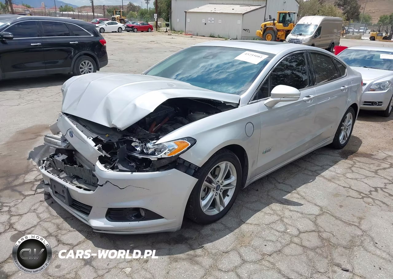 2016 Ford Fusion Energi Titanium VIN:3FA6P0SU6GR115174 - 2