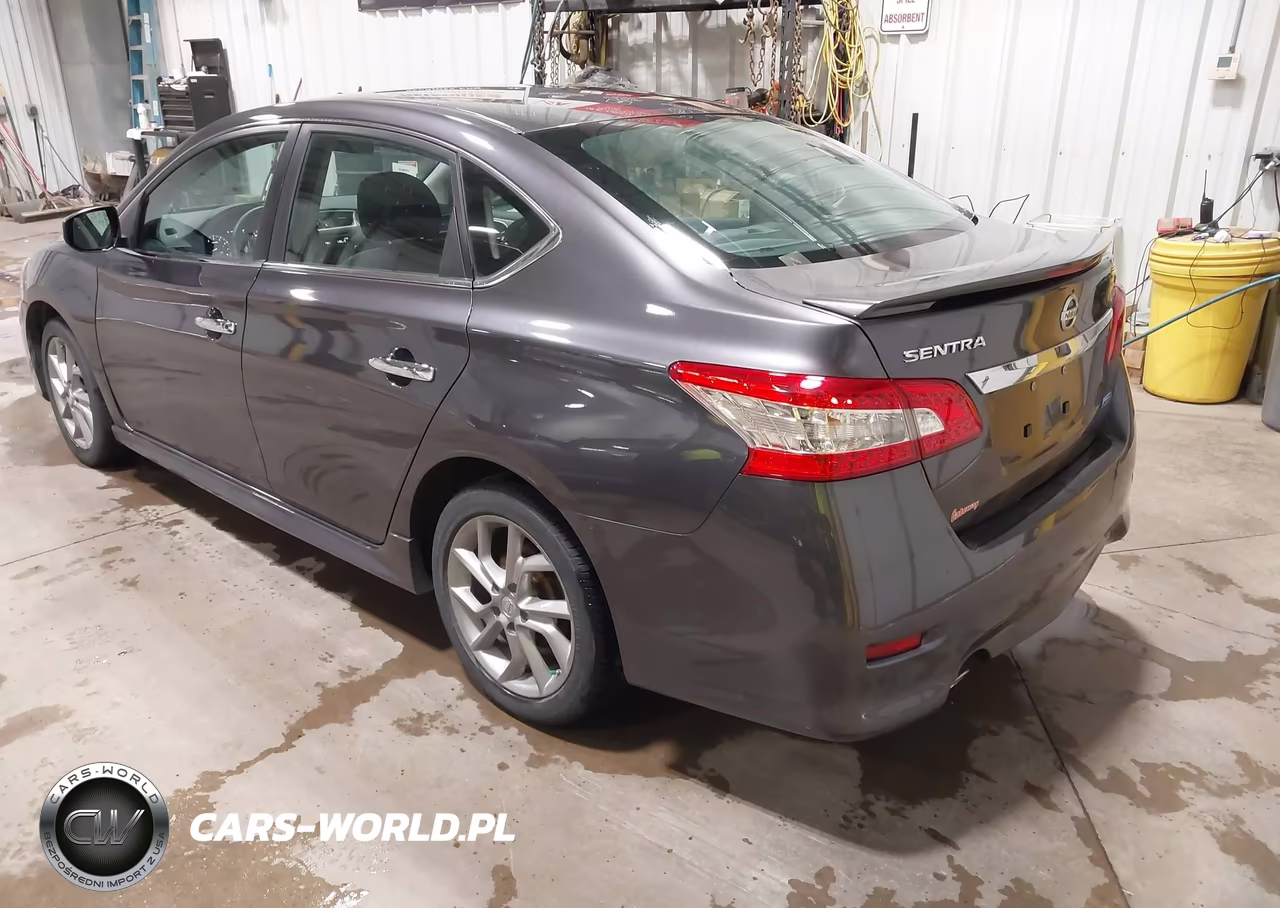 2014 Nissan Sentra Sr VIN:3N1AB7AP8EY318676 - 3