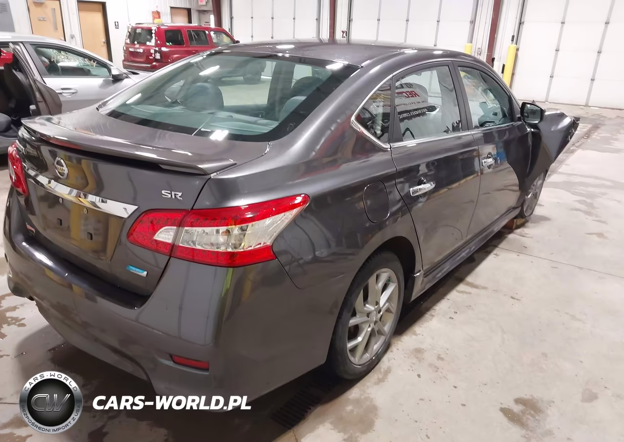 2014 Nissan Sentra Sr VIN:3N1AB7AP8EY318676 - 4