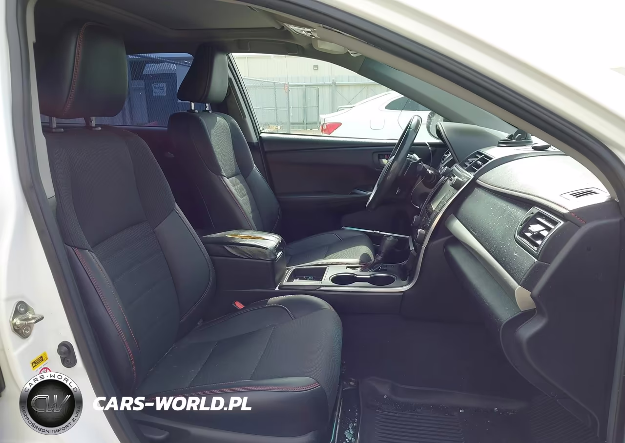 2017 Toyota Camry Se VIN:4T1BF1FK4HU285890 - 17