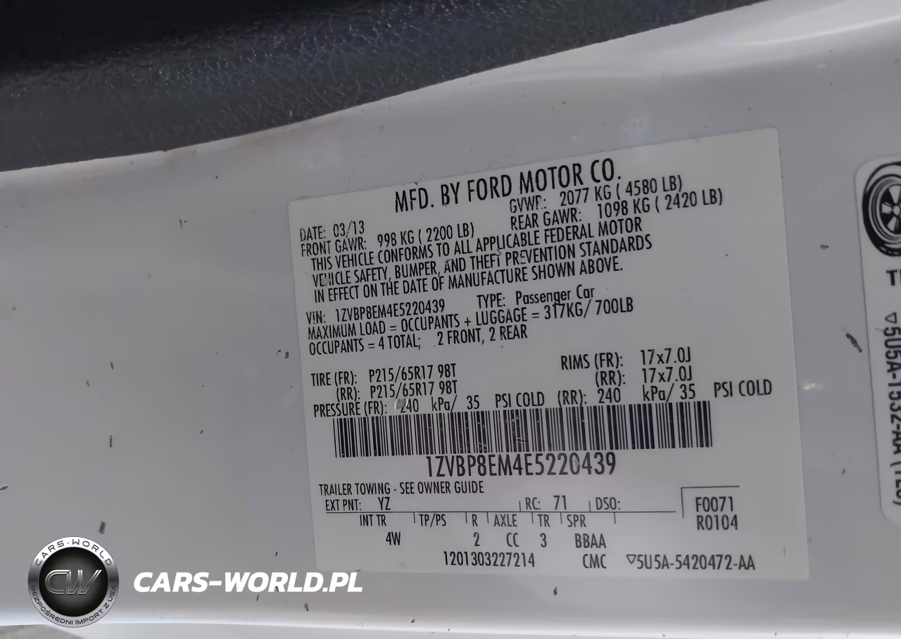 2014 Ford Mustang V6 Premium VIN:1ZVBP8EM4E5220439 - 9
