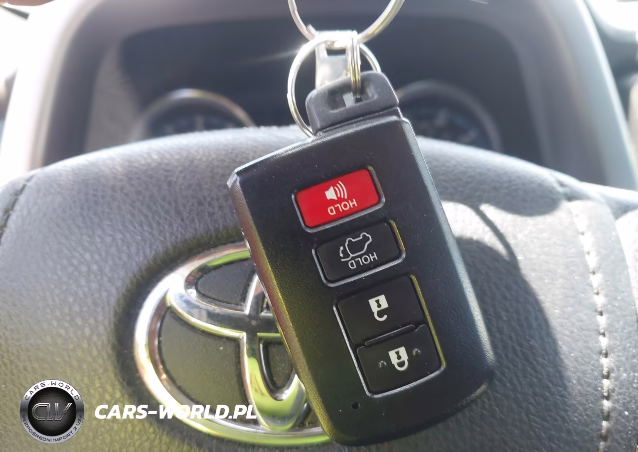 2018 Toyota Rav4 Limited VIN:JTMDFREV6JJ237418 - 11
