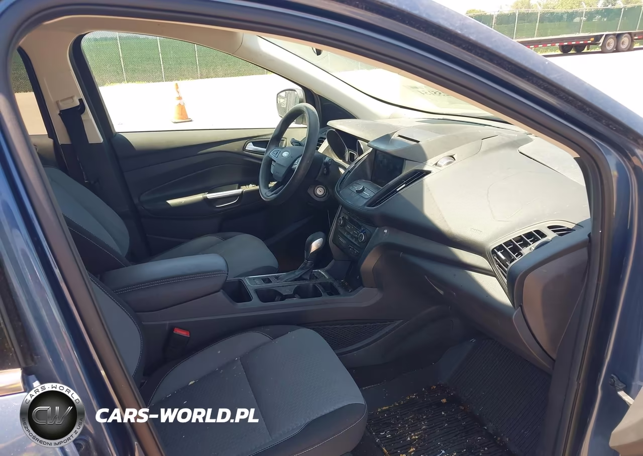 2018 Ford Escape Se VIN:1FMCU9GD3JUB13753 - 5