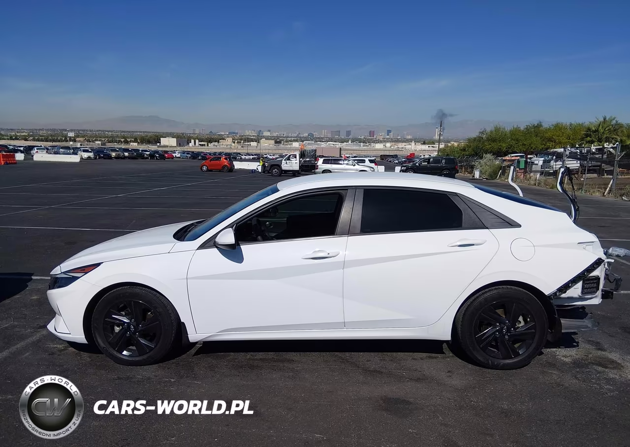 2023 Hyundai Elantra Sel VIN:5NPLM4AGXPH118476 - 15
