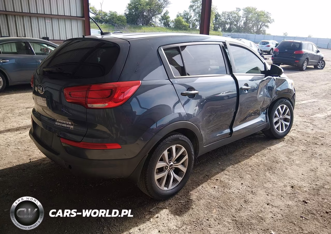 2015 Kia Sportage Lx VIN:KNDPB3AC3F7785617 - 4