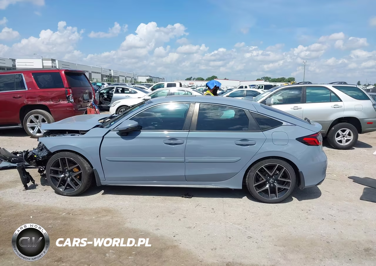 2023 Honda Civic Sport Touring VIN:19XFL1H88PE006325 - 14